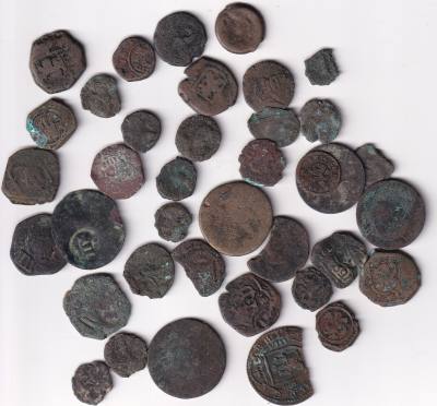 L125 LOTE 38 MONEDAS FELIPIE III Y IV A CATALOGAR