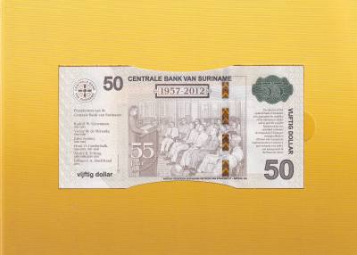 CRBX2899 BILLETE EN FOLDER SURINAME 50 DOLARES 2012 SIN CIRCULAR