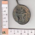 CRM0493 MEDALLA RELIGIOSA A IDENTIFICAR DE BRONCE MBC
