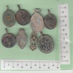 CRM0514 LOTE DE 8 MEDALLA RELIGIOSA A IDENTIFICAR BC