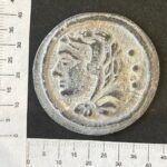 CREXP399 PISAPAPELES DE PLOMO IMITACION A MONEDA ROMANA