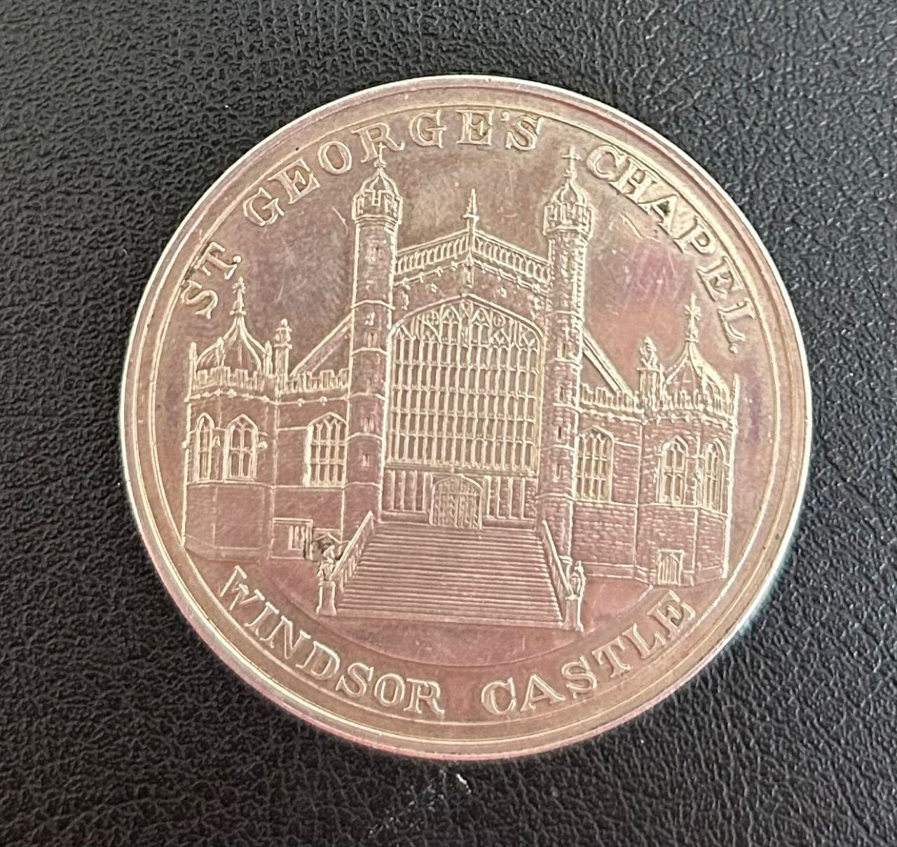 imagen-13-26827.jpg CREXP535 MEDALLA INGLATERRA CASTILLO DE WINDSOR NIQUEL 36 GRAMOS - Imagen 1