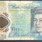 CRBX2451 BILLETE INGLATERRA 5 LIBRAS 2015 USADO