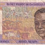 CRBX2477 BILLETE MADAGASCAR 5000 FRANCOS SERIE A USADO