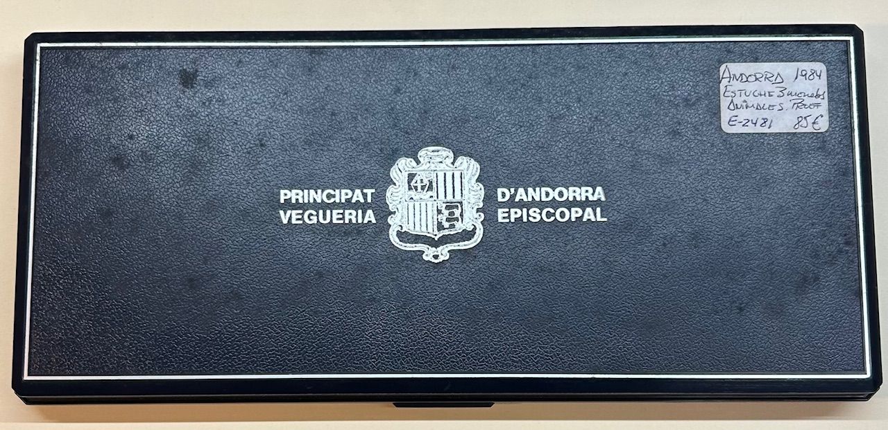 imagen-13-31845.jpg HEXP082 ESTUCHE 3 MONEDAS ANDORRA 1984 ANIMALES - Imagen 1