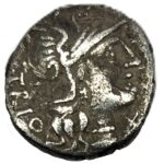 CRE3965 MONEDA ROMANA DENARIO ROMA APOLO 137 A.C. PLATA - Imagen 3