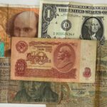 CRBL0543 LOTE DE 5 BILLETES EXTRANJEROS DIFERENTES