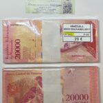 CRT0027 TACO 100 BILLETES VENEZUELA 20000 BOLIVARES 2017 P-99