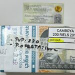 CRT0065BIS TACO 100 BILLETES CAMBOYA 200 RIELS 2014 P-65