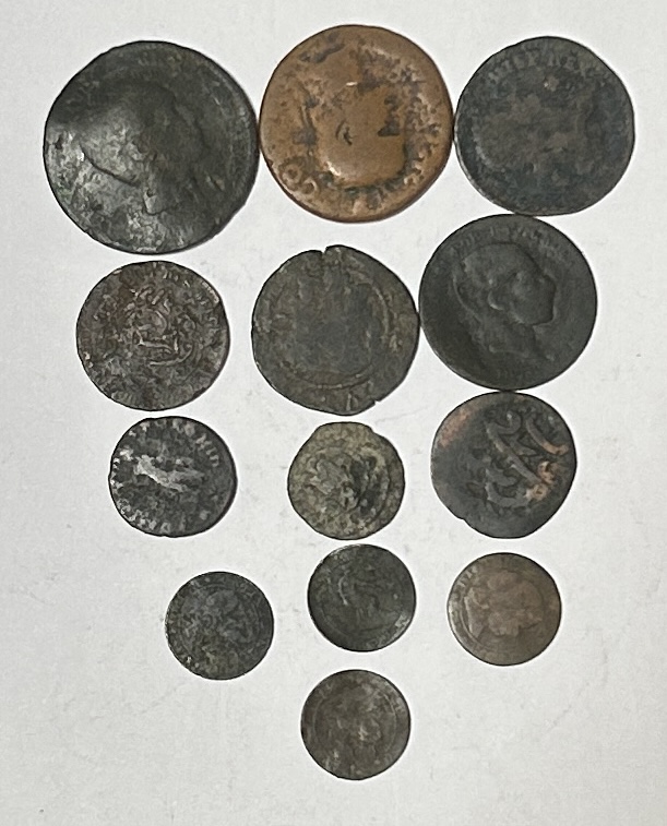L128 L128 LOTE DE 13 MONEDAS ISABEL II VER FOTO - Imagen 1